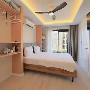 Hotel Calis